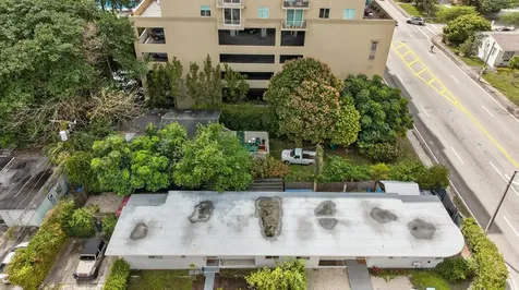 975 SW 37th Avenue Miami FL 33135