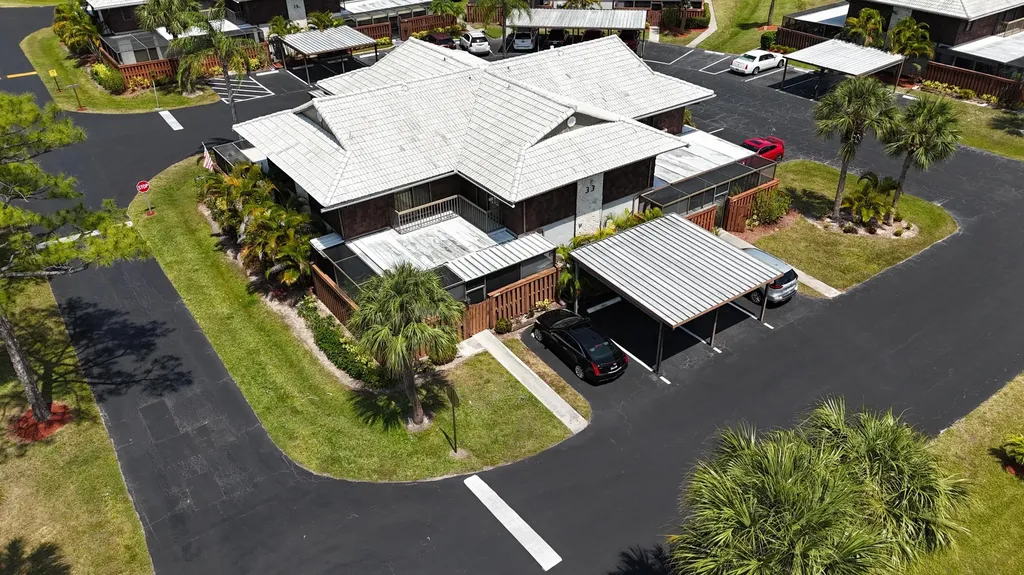 3302 SE Guinevere Lane Port St Lucie FL 34952