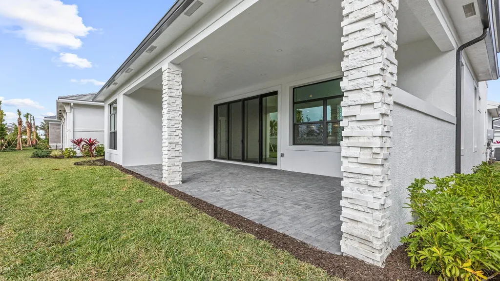 14022 Bastille Street Palm Beach Gardens FL 33412