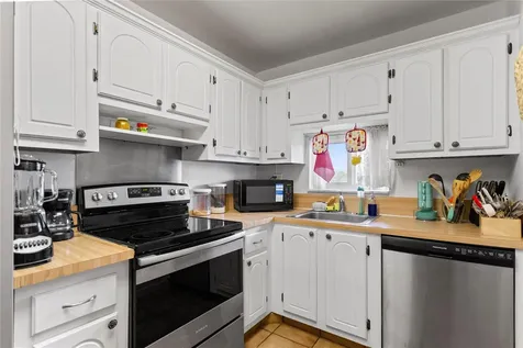 8990 S Hollybrook Boulevard Pembroke Pines FL 33025
