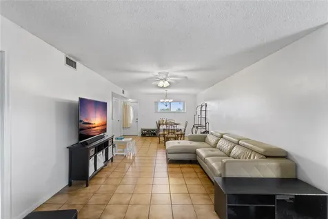 8990 S Hollybrook Boulevard Pembroke Pines FL 33025