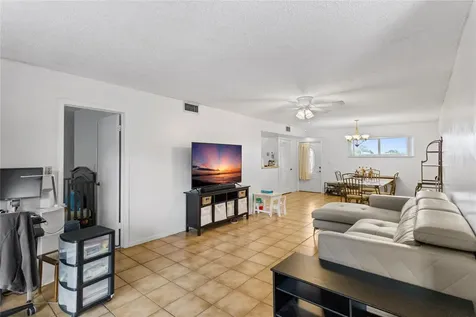 8990 S Hollybrook Boulevard Pembroke Pines FL 33025