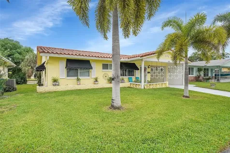 4600 NW 45th Street Tamarac FL 33319