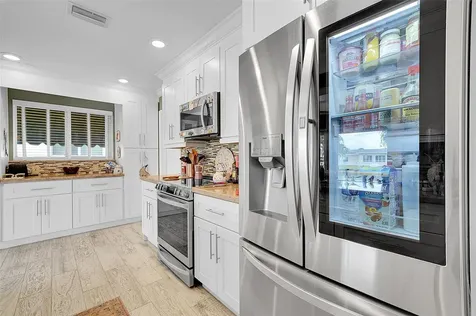 4600 NW 45th Street Tamarac FL 33319