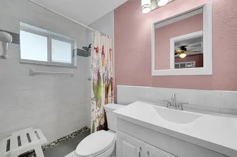 4600 NW 45th Street Tamarac FL 33319