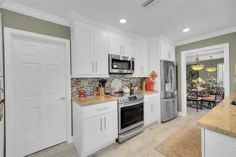 4600 NW 45th Street Tamarac FL 33319