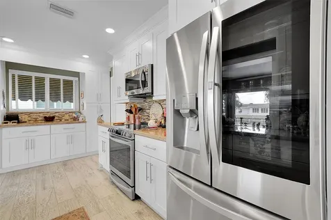 4600 NW 45th Street Tamarac FL 33319