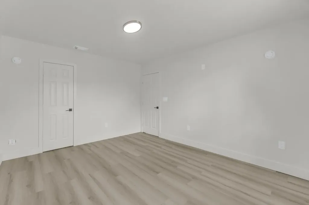 8431 NW 27th Place Sunrise FL 33322