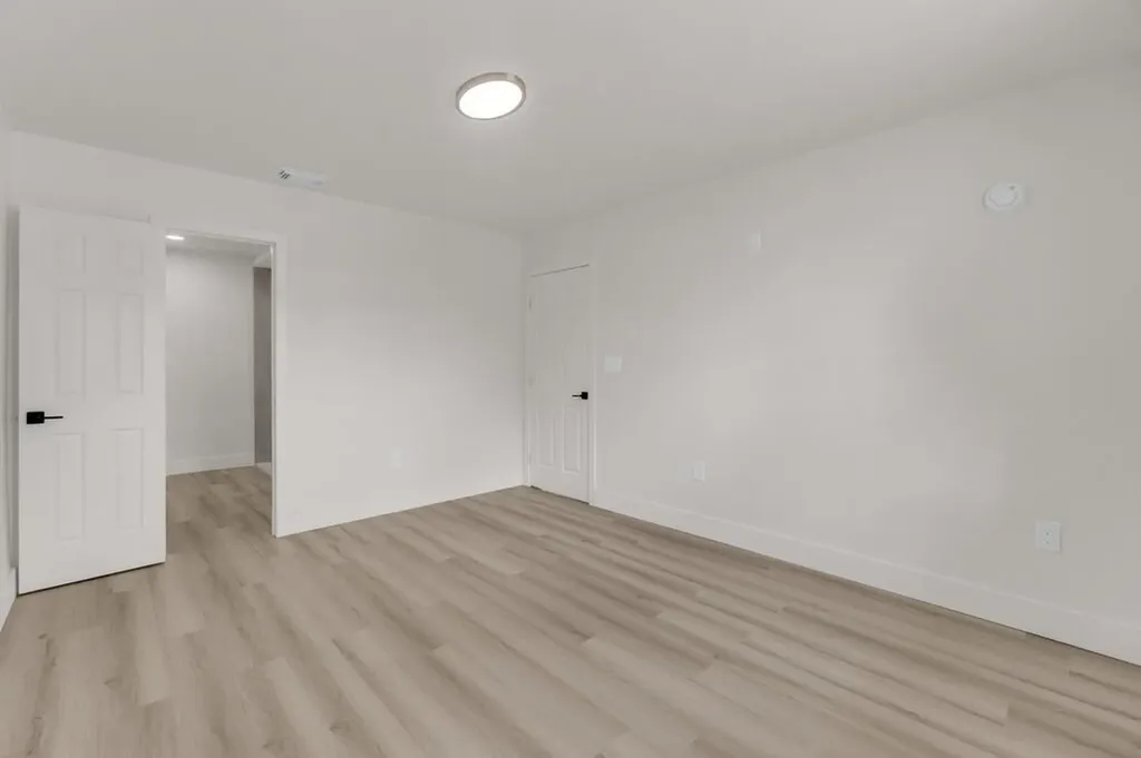 8431 NW 27th Place Sunrise FL 33322