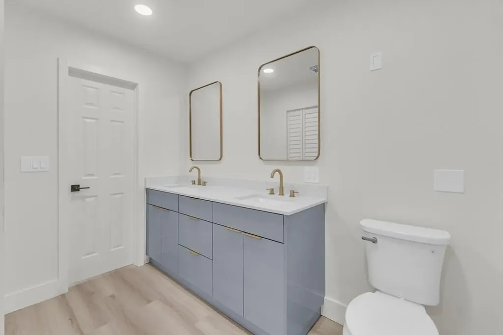 8431 NW 27th Place Sunrise FL 33322