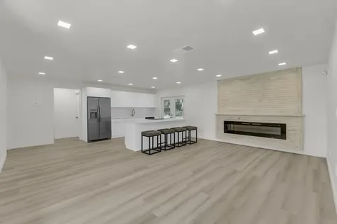 8431 NW 27th Place Sunrise FL 33322