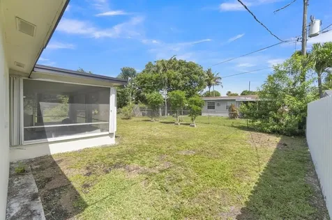 8431 NW 27th Place Sunrise FL 33322