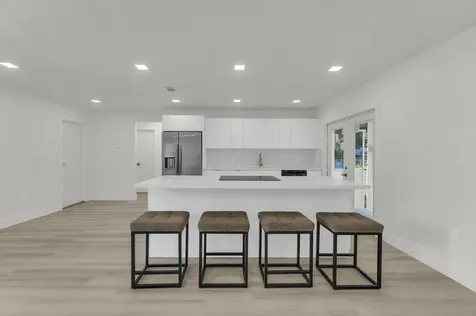 8431 NW 27th Place Sunrise FL 33322