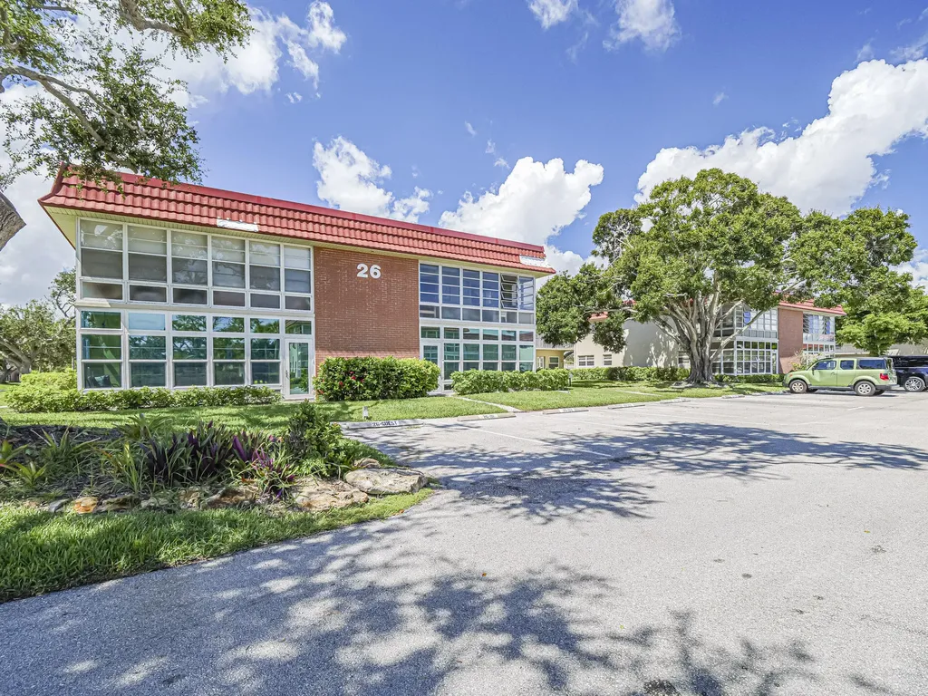 26 Pine Arbor Lane Vero Beach FL 32962
