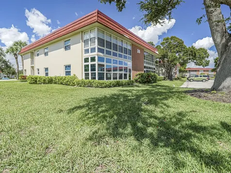26 Pine Arbor Lane Vero Beach FL 32962