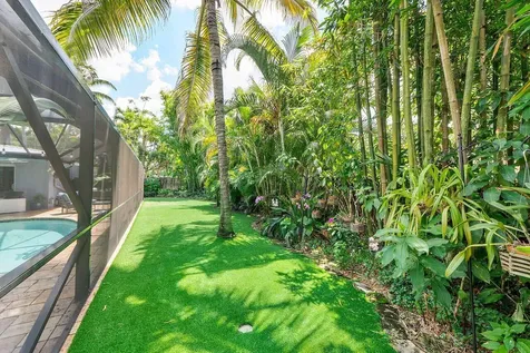 5540 SW 3rd Street Plantation FL 33317