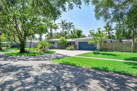 5540 SW 3rd Street Plantation FL 33317