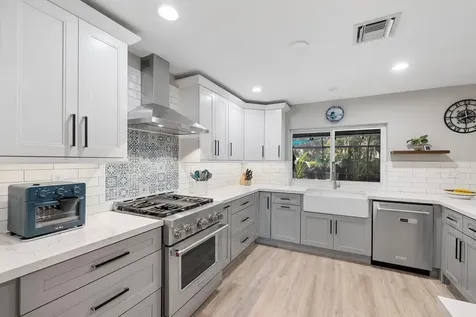 5540 SW 3rd Street Plantation FL 33317