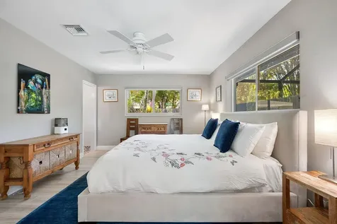 5540 SW 3rd Street Plantation FL 33317