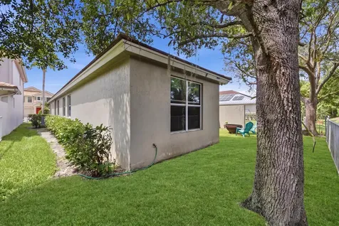 283 Mulberry Grove Road West Palm Beach FL 33411