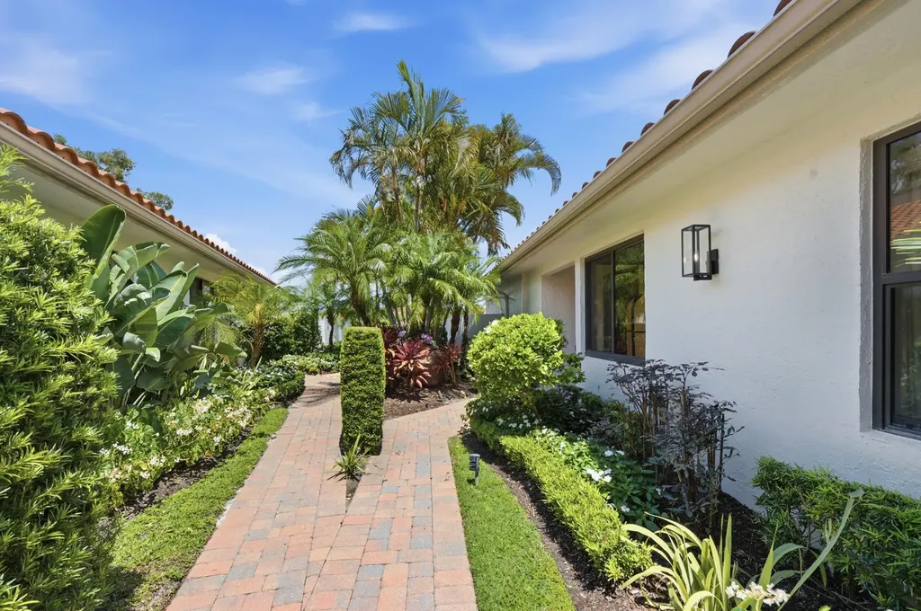 2552 Sheltingham Drive Wellington FL 33414