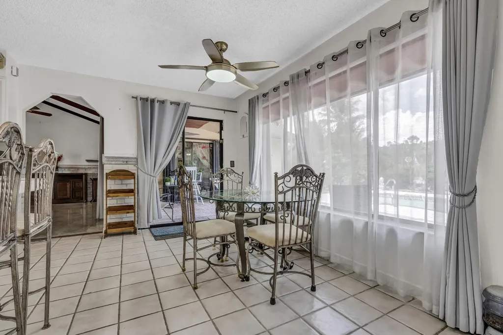164 Meadowlark Drive Royal Palm Beach FL 33411