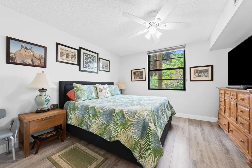 1709 Whitehall Drive Davie FL 33324
