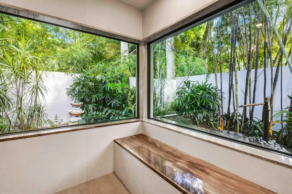 18660 Long Lake Drive Boca Raton FL 33496