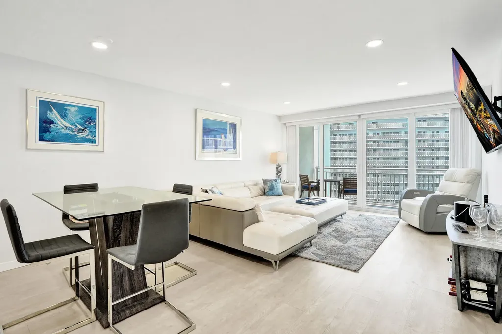 1920 S Ocean Drive Fort Lauderdale FL 33316