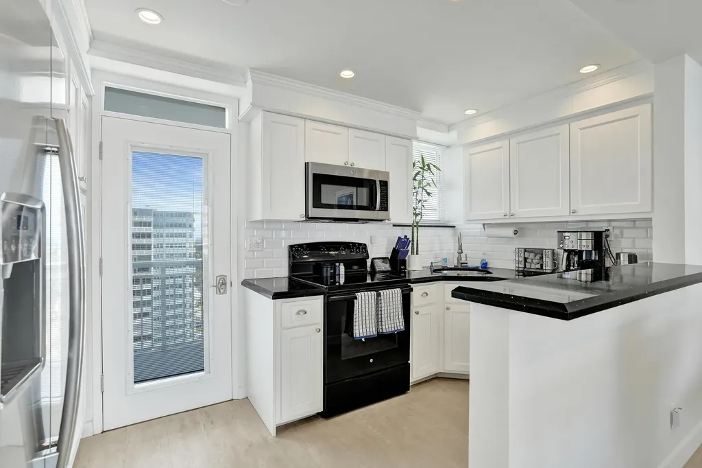 1920 S Ocean Drive Fort Lauderdale FL 33316