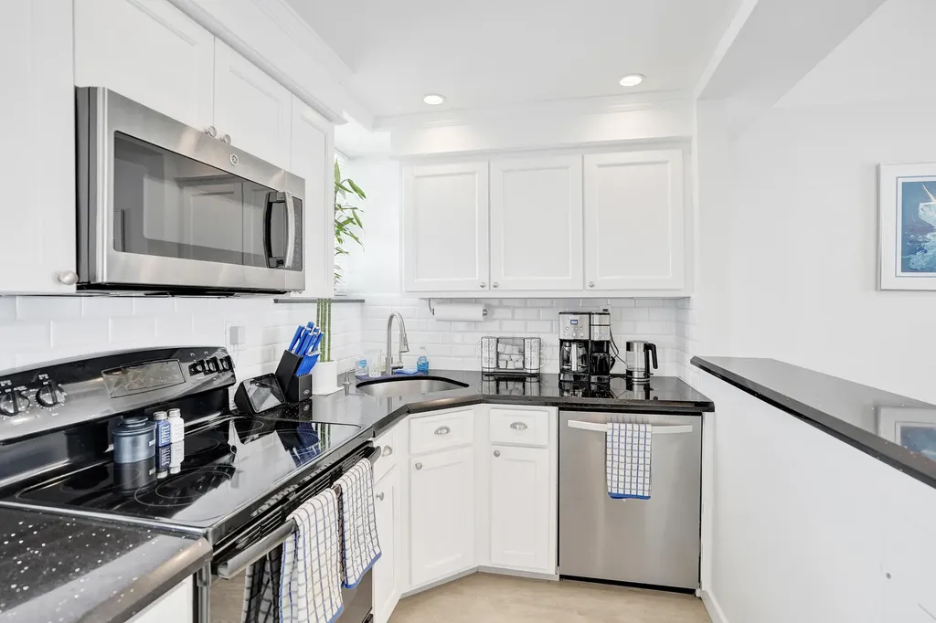 1920 S Ocean Drive Fort Lauderdale FL 33316