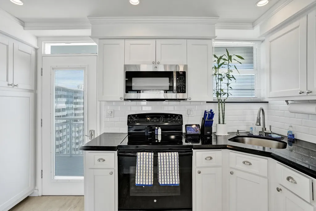 1920 S Ocean Drive Fort Lauderdale FL 33316