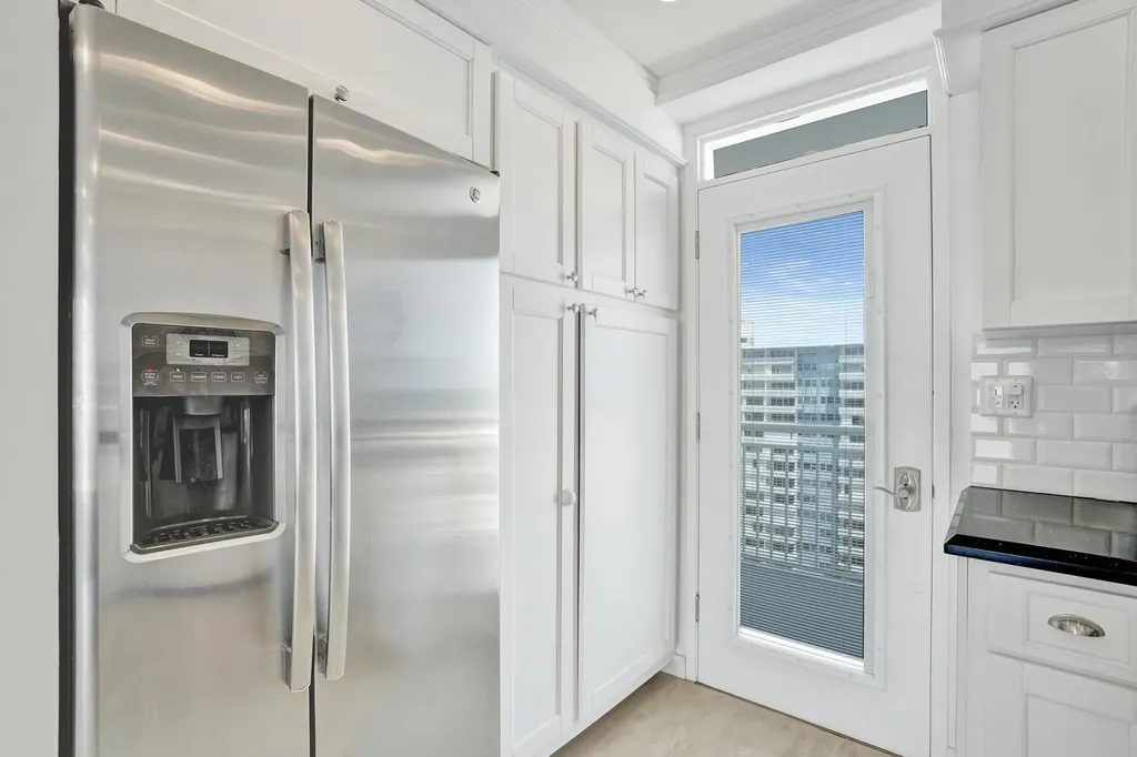 1920 S Ocean Drive Fort Lauderdale FL 33316