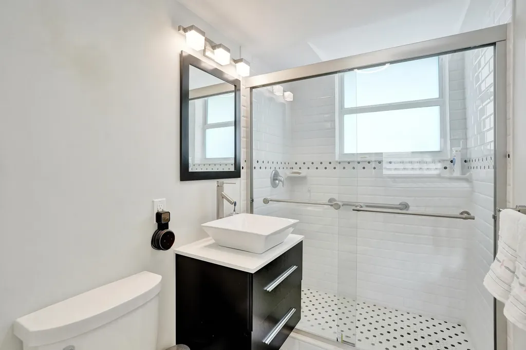 1920 S Ocean Drive Fort Lauderdale FL 33316
