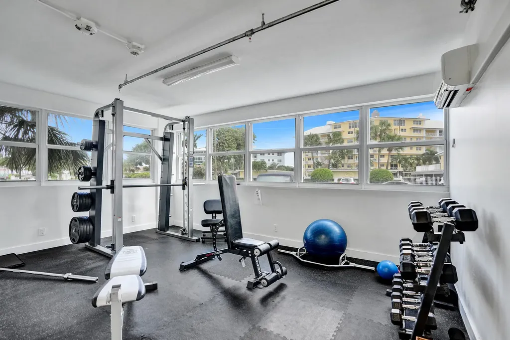 1920 S Ocean Drive Fort Lauderdale FL 33316