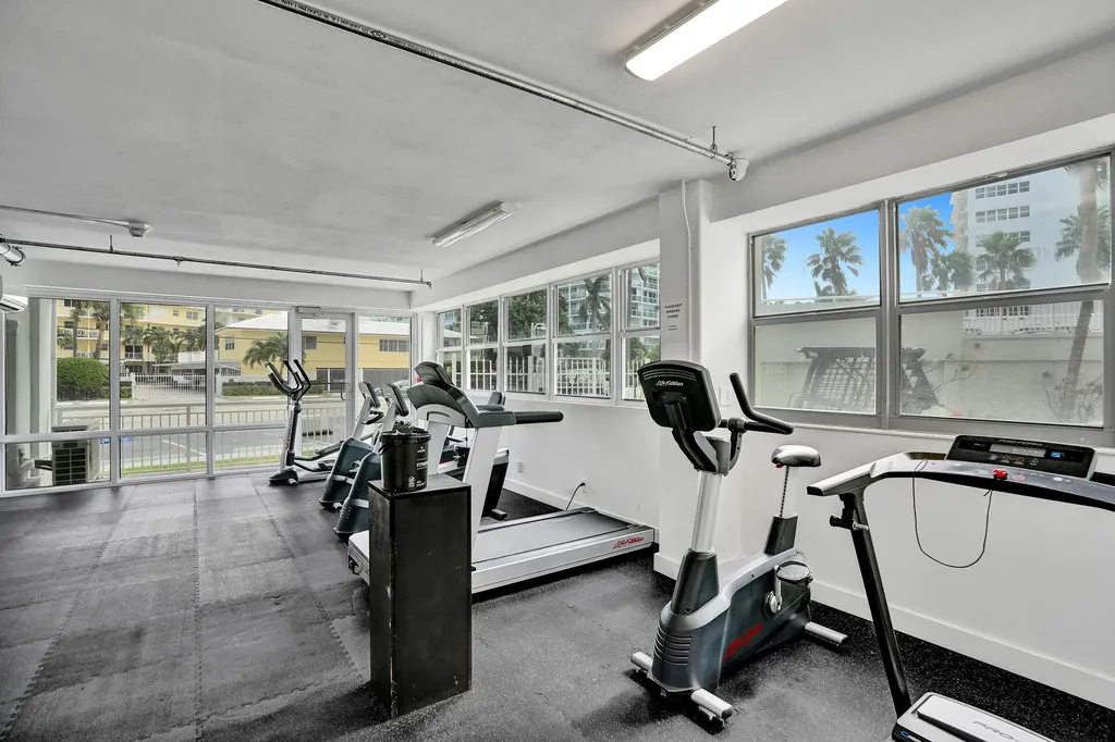 1920 S Ocean Drive Fort Lauderdale FL 33316