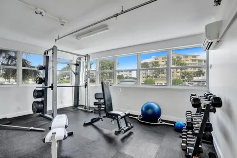 1920 S Ocean Drive Fort Lauderdale FL 33316