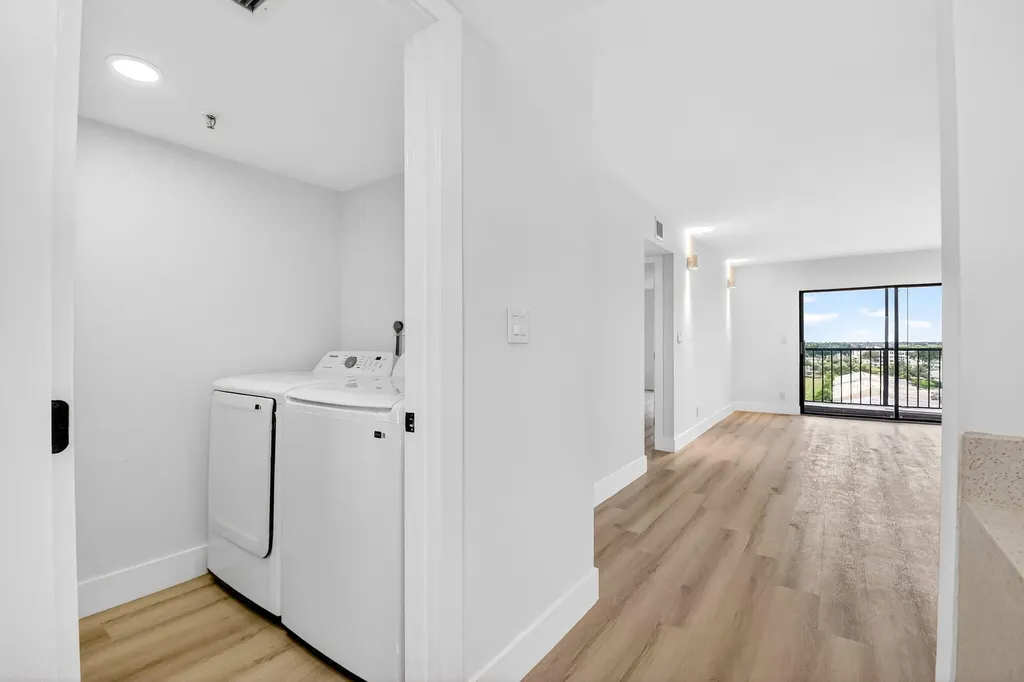 6866 Huntington Lane Delray Beach FL 33446