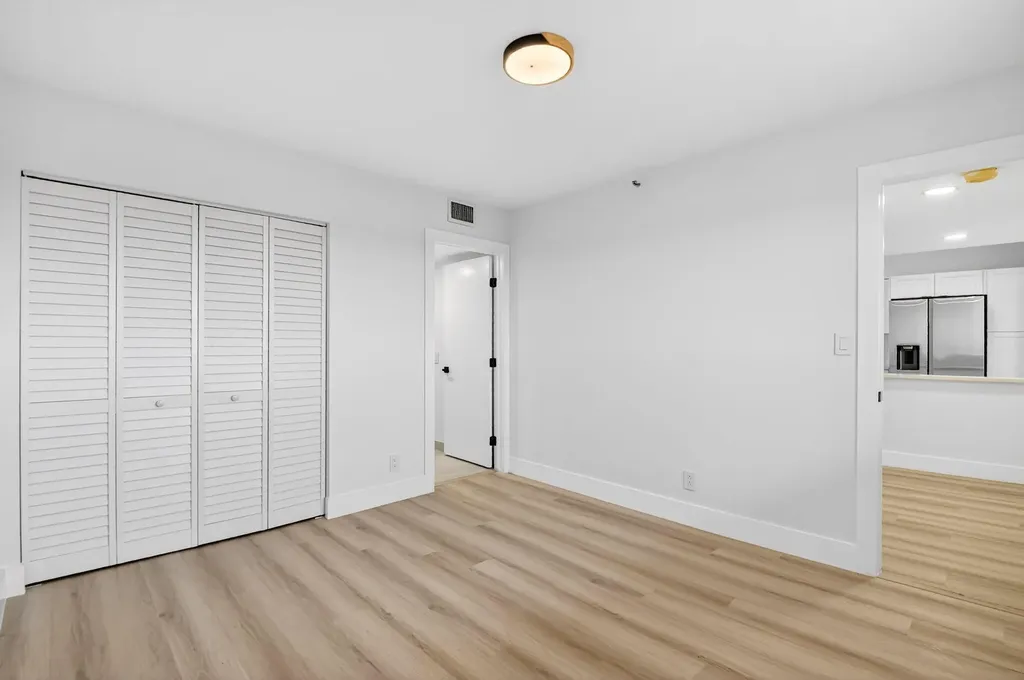 6866 Huntington Lane Delray Beach FL 33446
