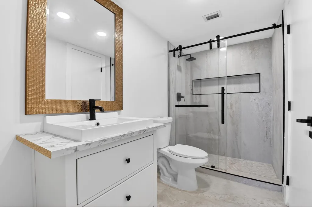6866 Huntington Lane Delray Beach FL 33446