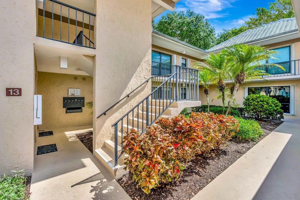 13 SE Turtle Creek Drive Jupiter FL 33469
