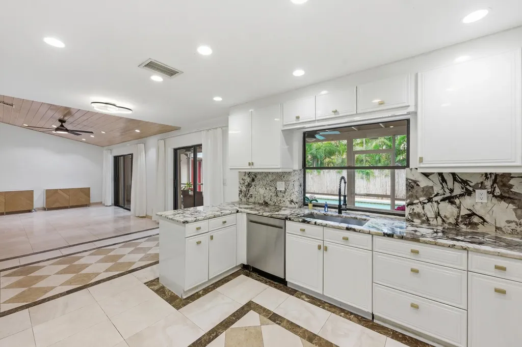 10740 NW 19th Street Coral Springs FL 33071
