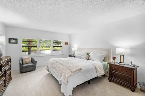 24 Stratford Drive E Boynton Beach FL 33436