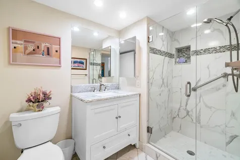 24 Stratford Drive E Boynton Beach FL 33436
