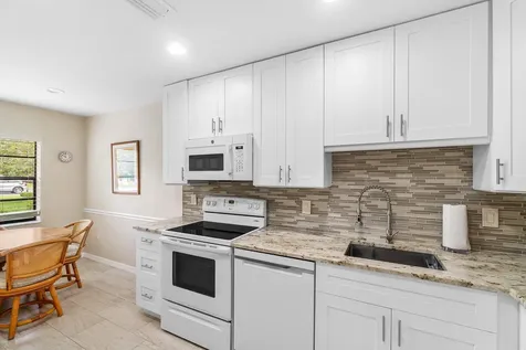 24 Stratford Drive E Boynton Beach FL 33436