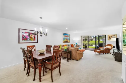 24 Stratford Drive E Boynton Beach FL 33436