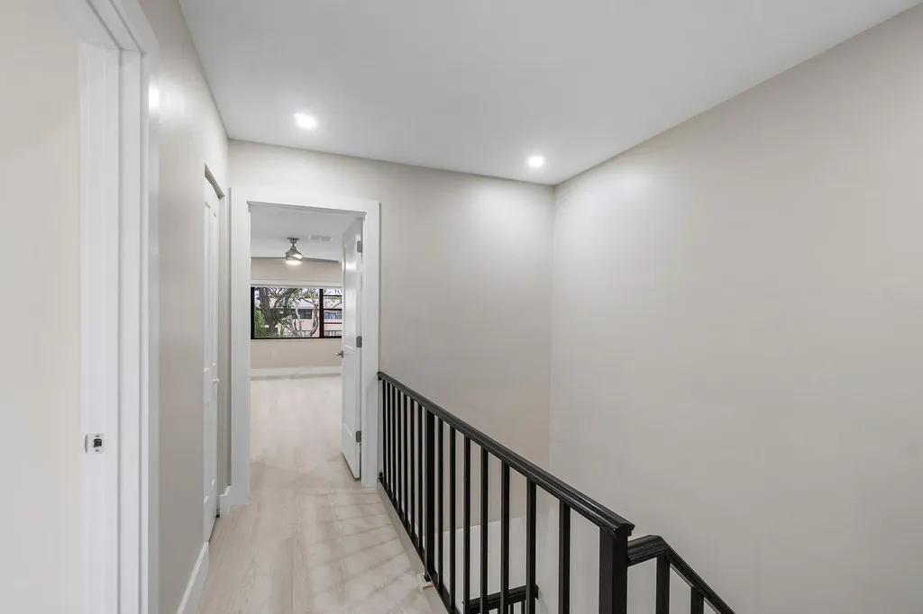 16 Stratford Drive E Boynton Beach FL 33436