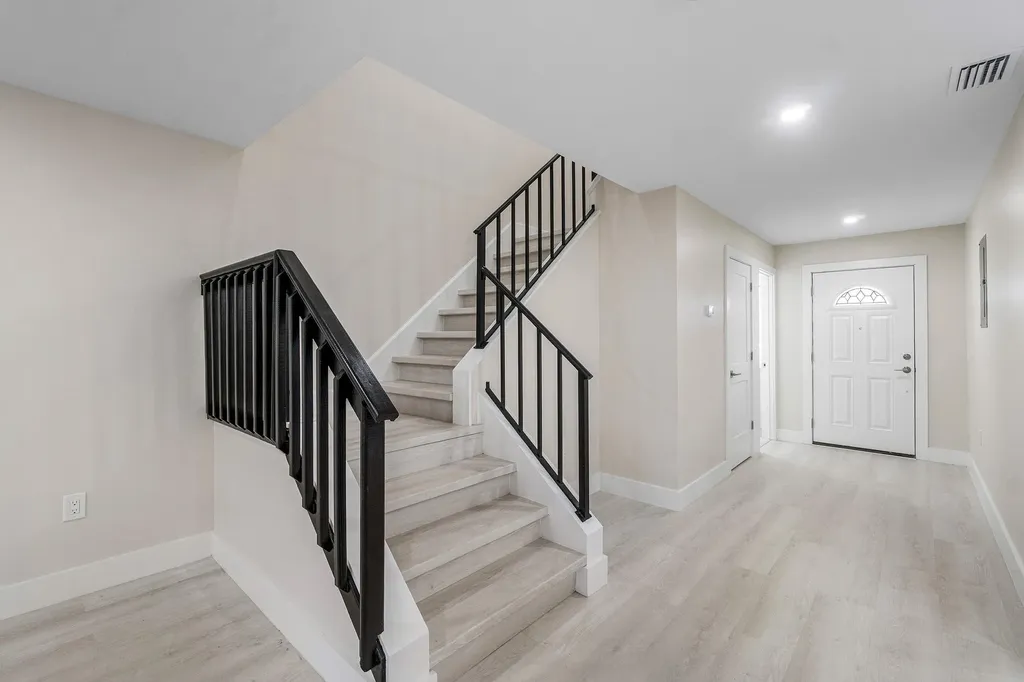16 Stratford Drive E Boynton Beach FL 33436