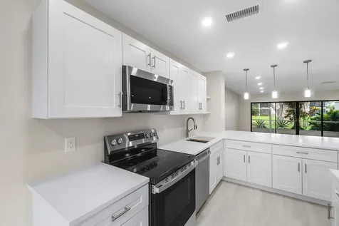 16 Stratford Drive E Boynton Beach FL 33436