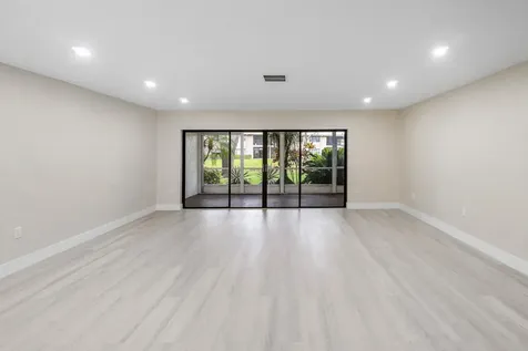 16 Stratford Drive E Boynton Beach FL 33436